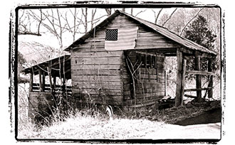 Photo of old barn