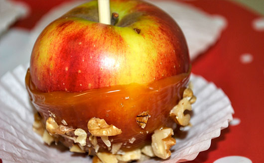 Carmel dipped apple