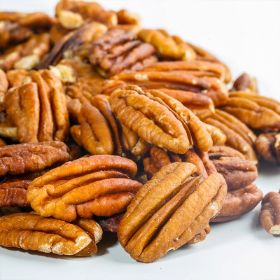 photo of a pile of pecans